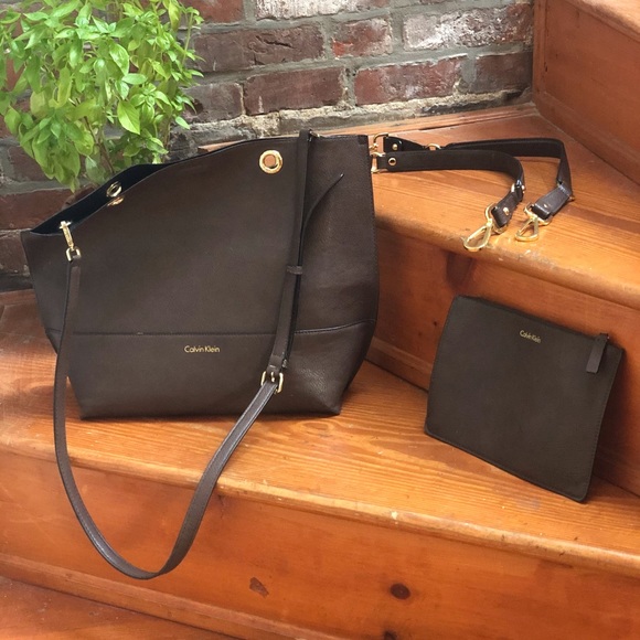 Calvin Klein purse - Picture 3 of 7